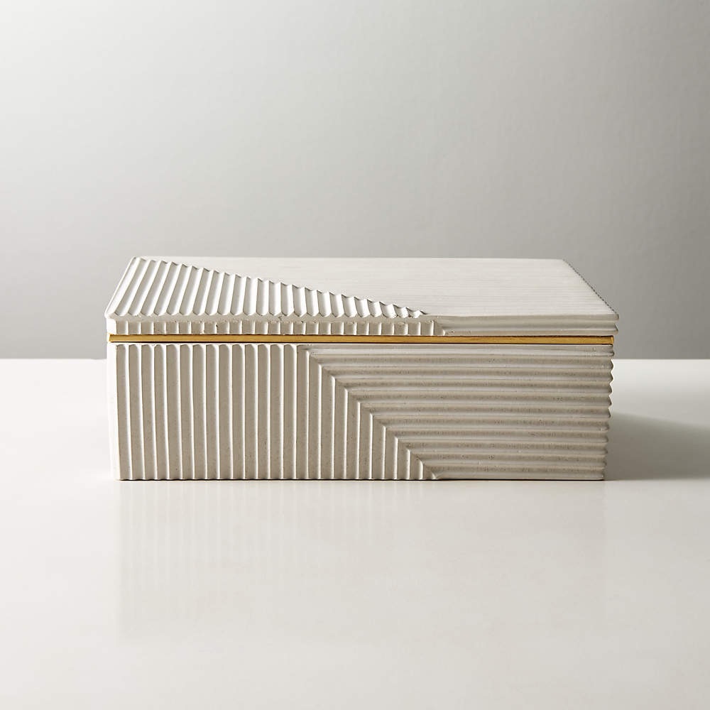 CB2 Box